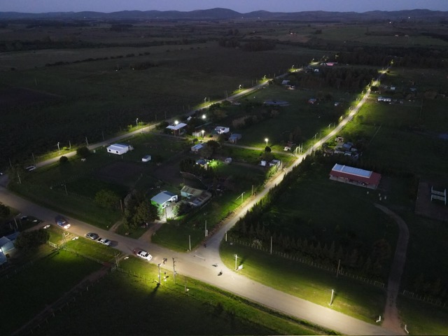 Inauguración de la red de alumbrado público en la ciudad de Solís de Mataojo (2)