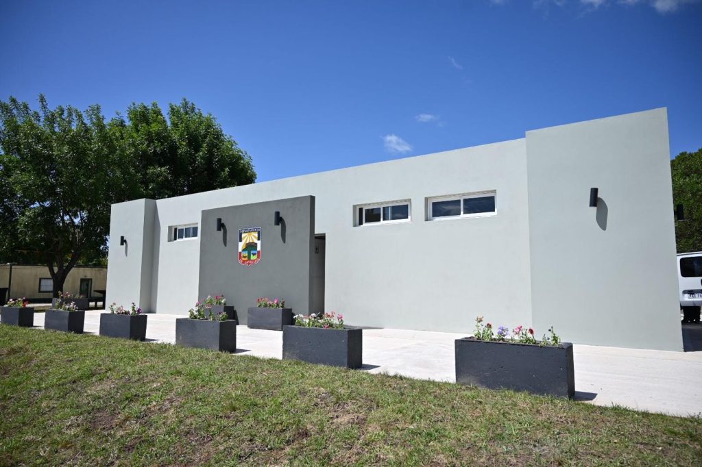 Poblado Colón La Intendencia continúa inaugurando obras (1)