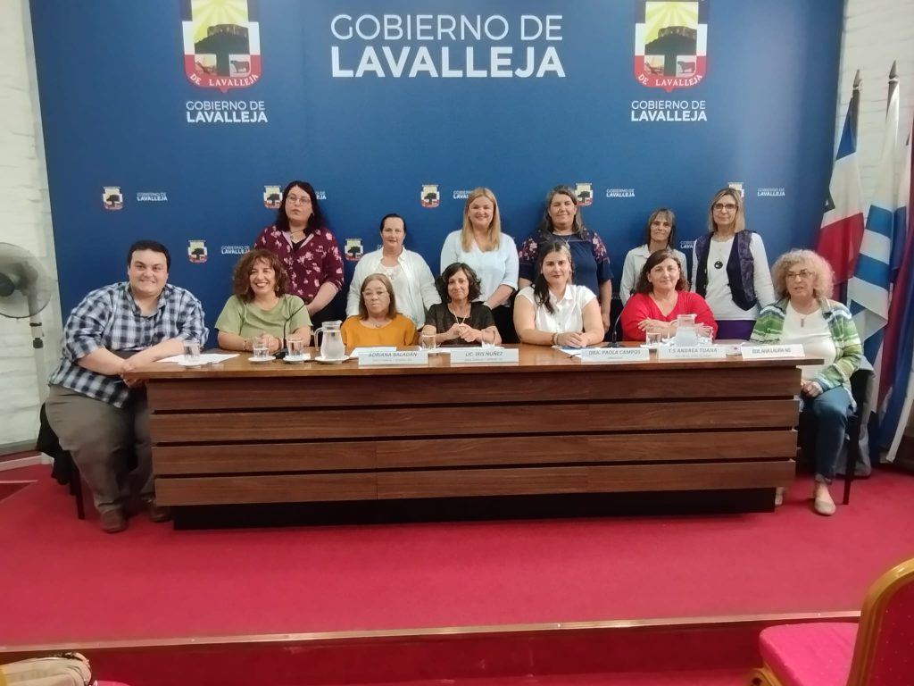 Se realizó el conversatorio Desafíos y perspectivas para la erradicación de la violencia hacia las mujeres (2)