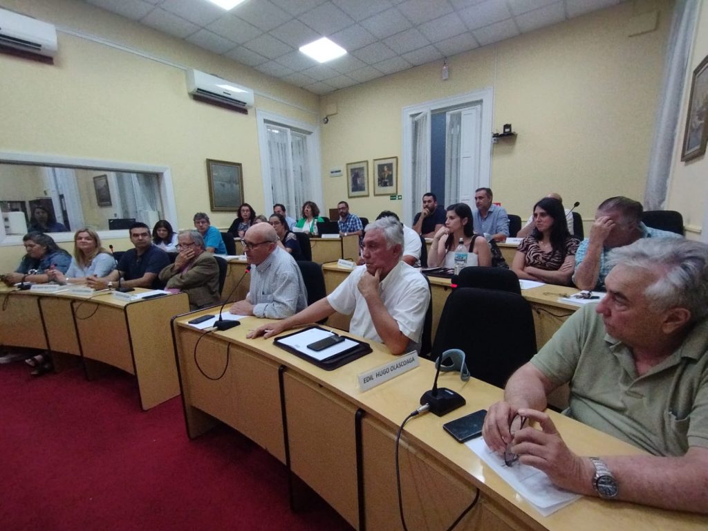 FA propuso llamado a sala al intendente pero no alcanzó el número de ediles (6)