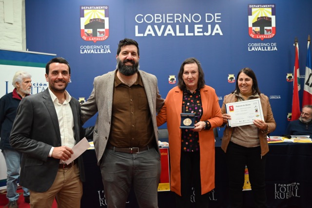 Fue entregado el Premio Nacional de Narrativa Narradores de la Banda Oriental (2)