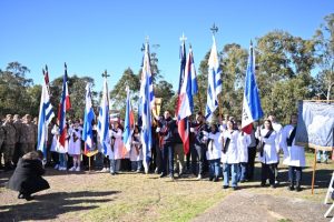 Al pie del Monumento del Héroe Máximo se conmemoró el 261 Aniversario de José Gervasio Artigas - 5