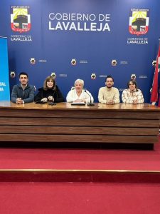 Base del concurso Premio Nacional Historiador Aníbal Barrios Pintos - 1