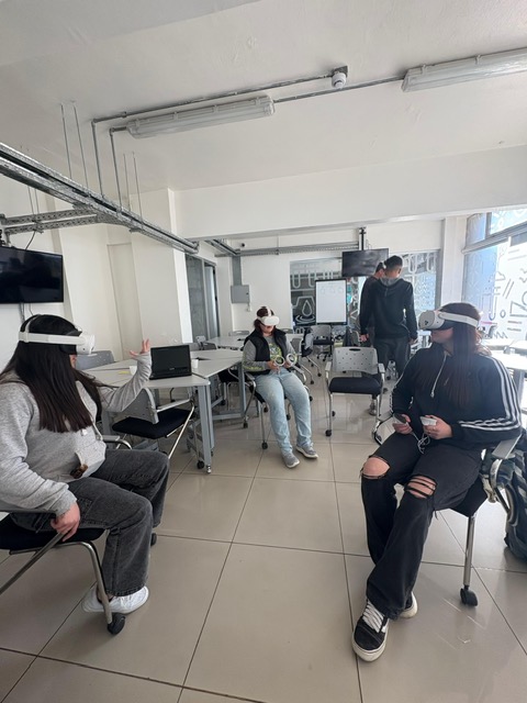 Estudiantes de CECAP mantuvieron actividades tecnológicas en la UTEC - 3