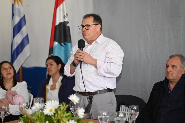 Fabián Miraballes Coor asumió como alcalde de Zapicán por el período 2025-2030 - 3