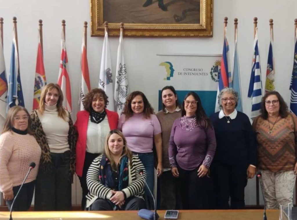 Yliana Zeballos fue electa presidenta de la Comisión de Género del Congreso de Intendentes - 1