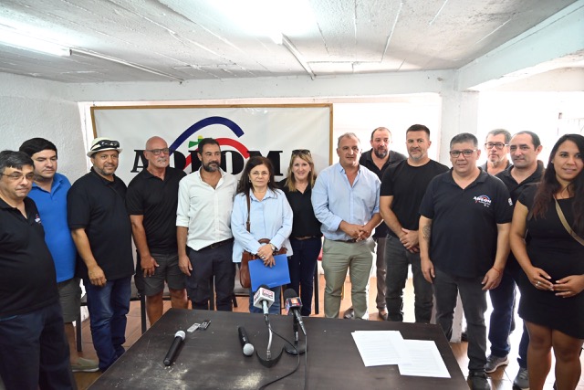 Histórico acuerdo entre ADEOM Lavalleja y la Intendencia Departamental - 1