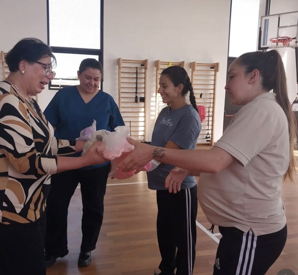 «Desde el alma»: manos solidarias que tejen amor para los que más lo necesitan