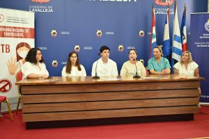 Continúa la campaña de vacunación antituberculosa y sobre la gripe - 1