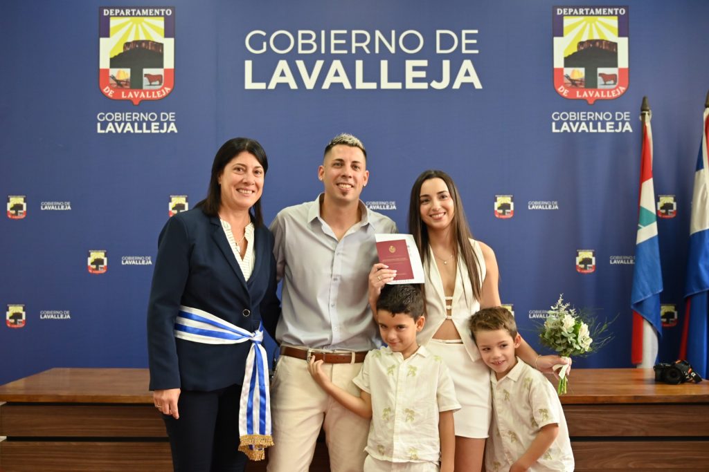 Gonzalo Ceberlunde Laxalt y Jéssica Karina Pesci Alonso - 1