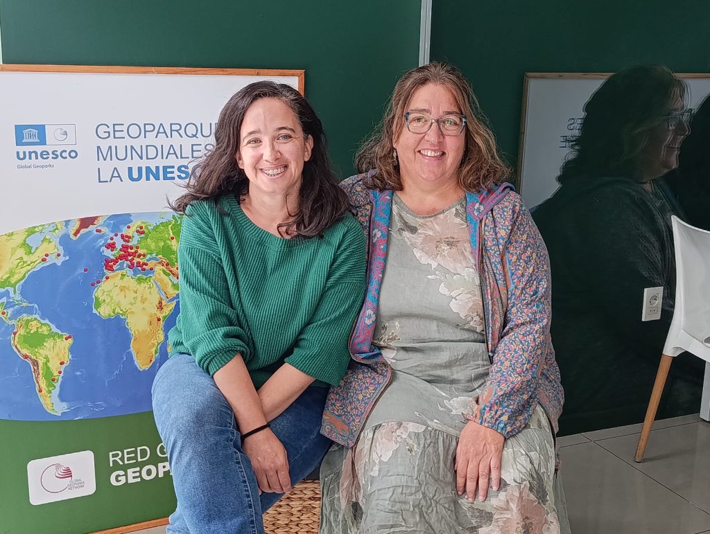 Viviana Pritsch, directora de Turismo y Aurora Fernández, directora de Ambiente