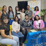 Estudiantes del «Centro Juvenil Entresierras» presentaron un libro para niños