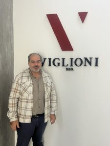 El sueño de Oscar Vignoli que encontró su lugar en el dial y en la ciudad - 1