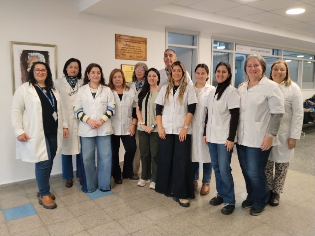 Hospital Vidal y Fuentes redujo lista de espera con jornada especial de reumatología